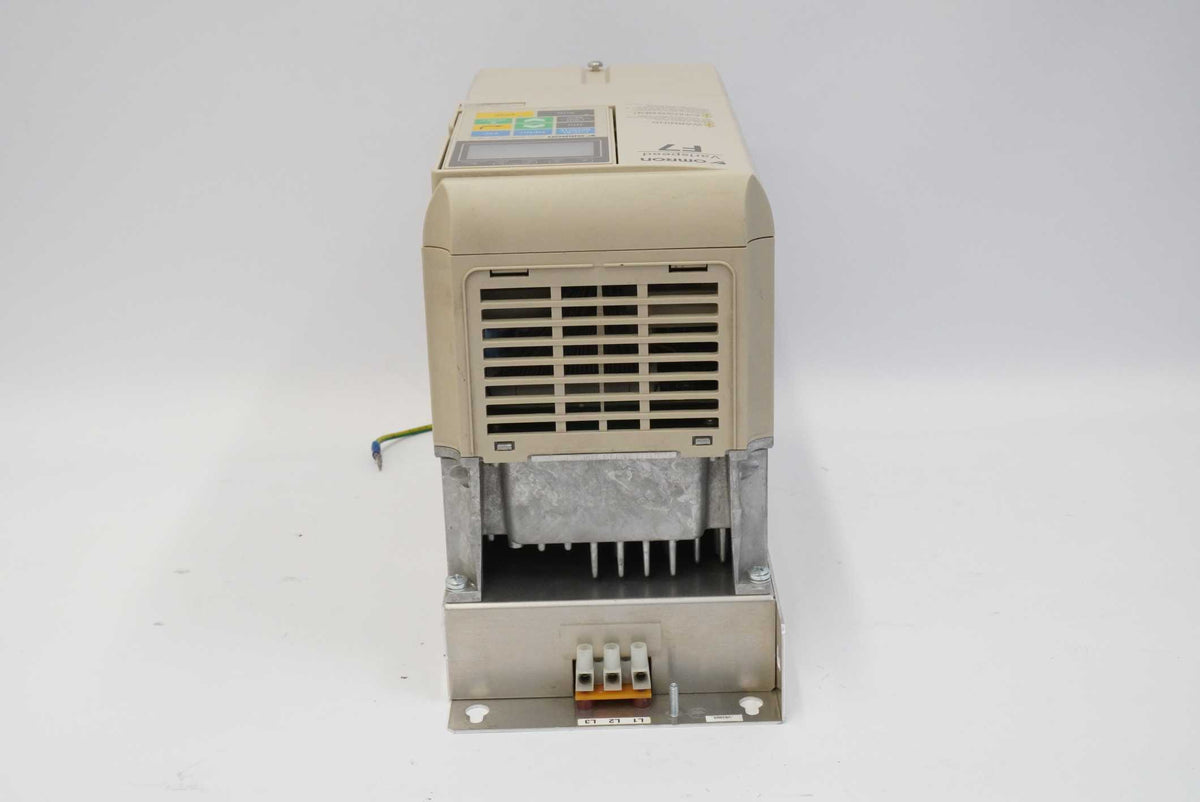 Omron Yaskawa CIMR-F7Z43P7 Varispeed F7 Frequency Inverter (VFD)