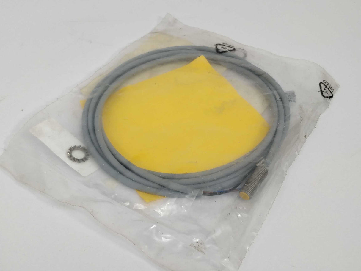 Turck 4669400 BI2-EG08K-AP6X Inductive sensor