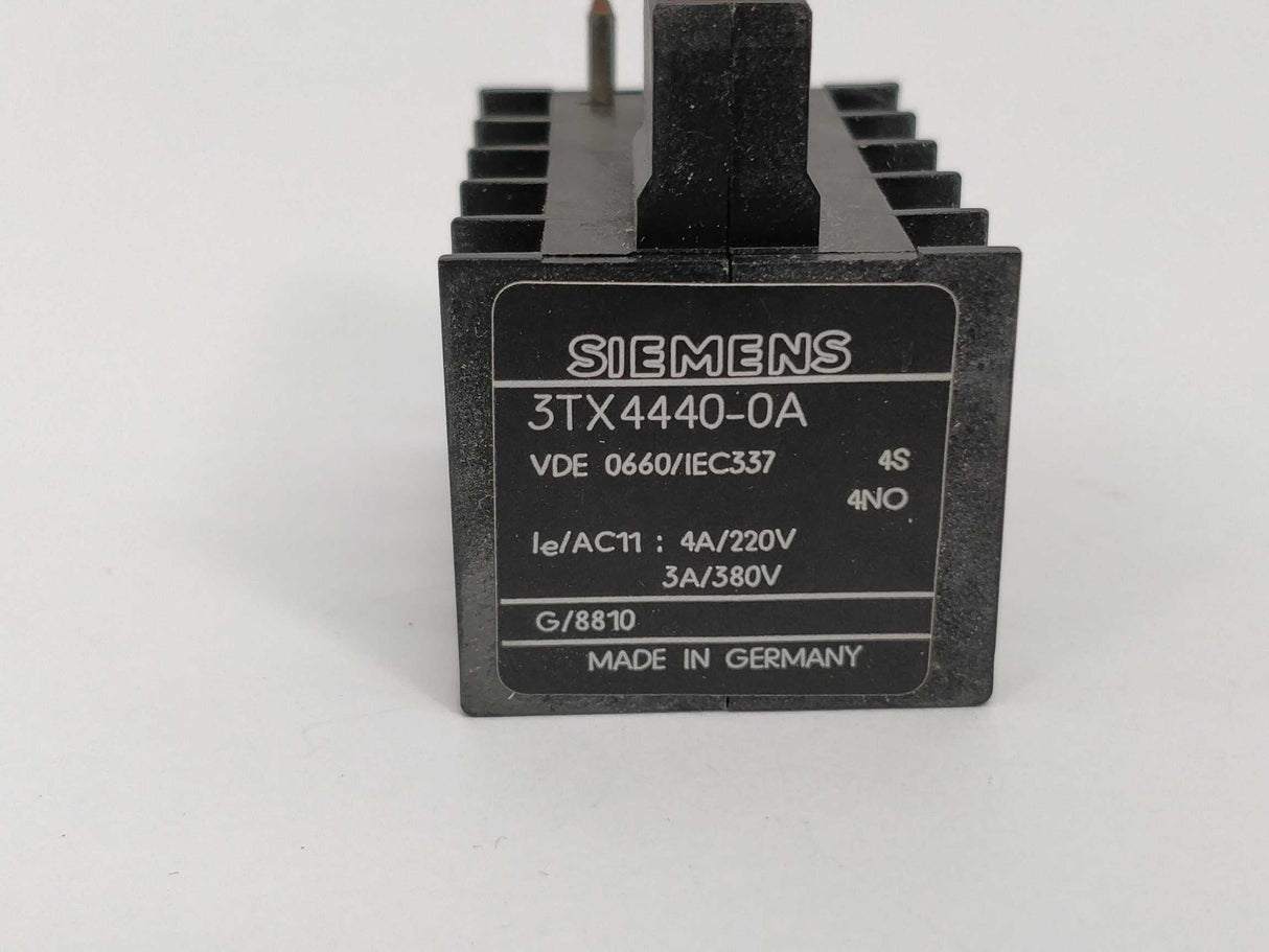 Siemens 3TX4440-0A Auxiliary switch block 4A/ 220V