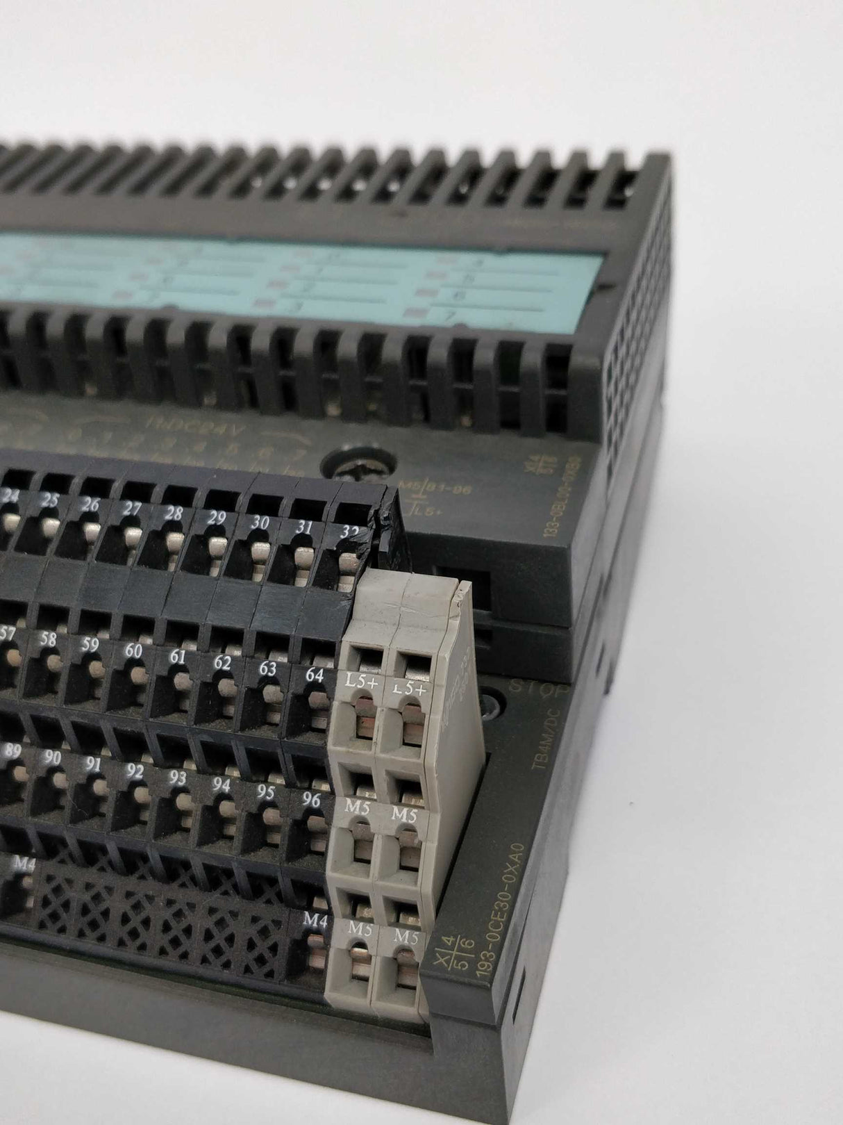 Siemens 6ES7133-0BL00-0XB0 with 6ES7193-0CB10-0XA0