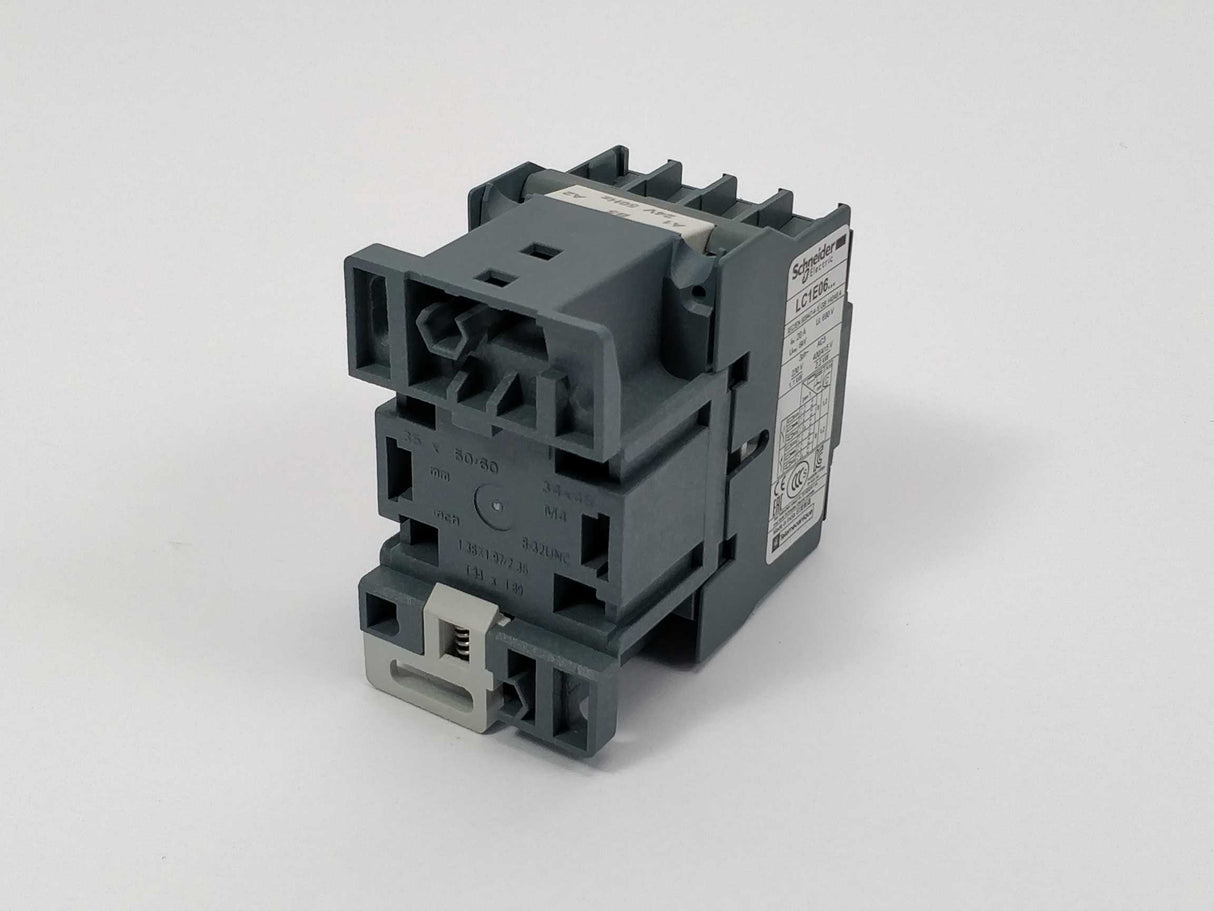 Schneider Electric LC1E0601B5 EasyPact TVS contactor, not used. 24VAC Coil