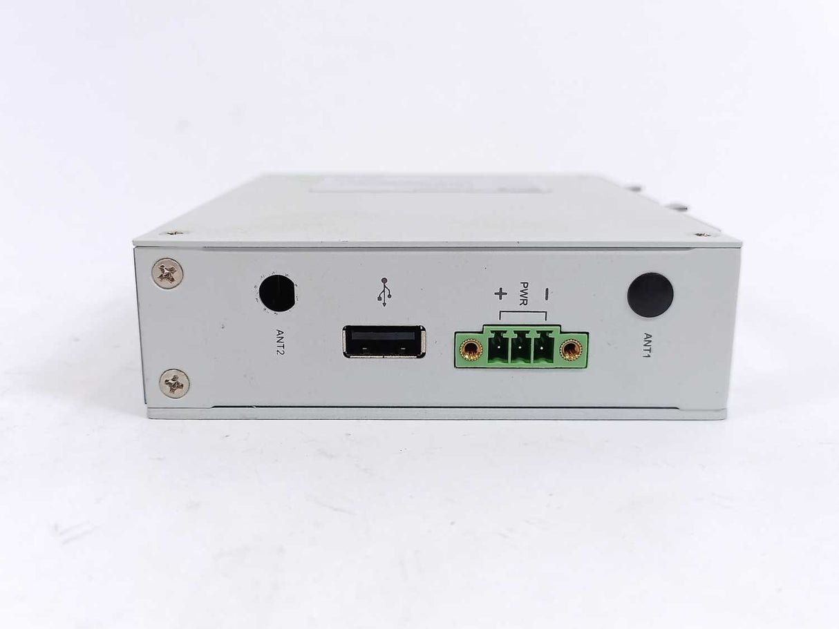 AXIOMTEK IFB122-FL-DC Industrial Box PC