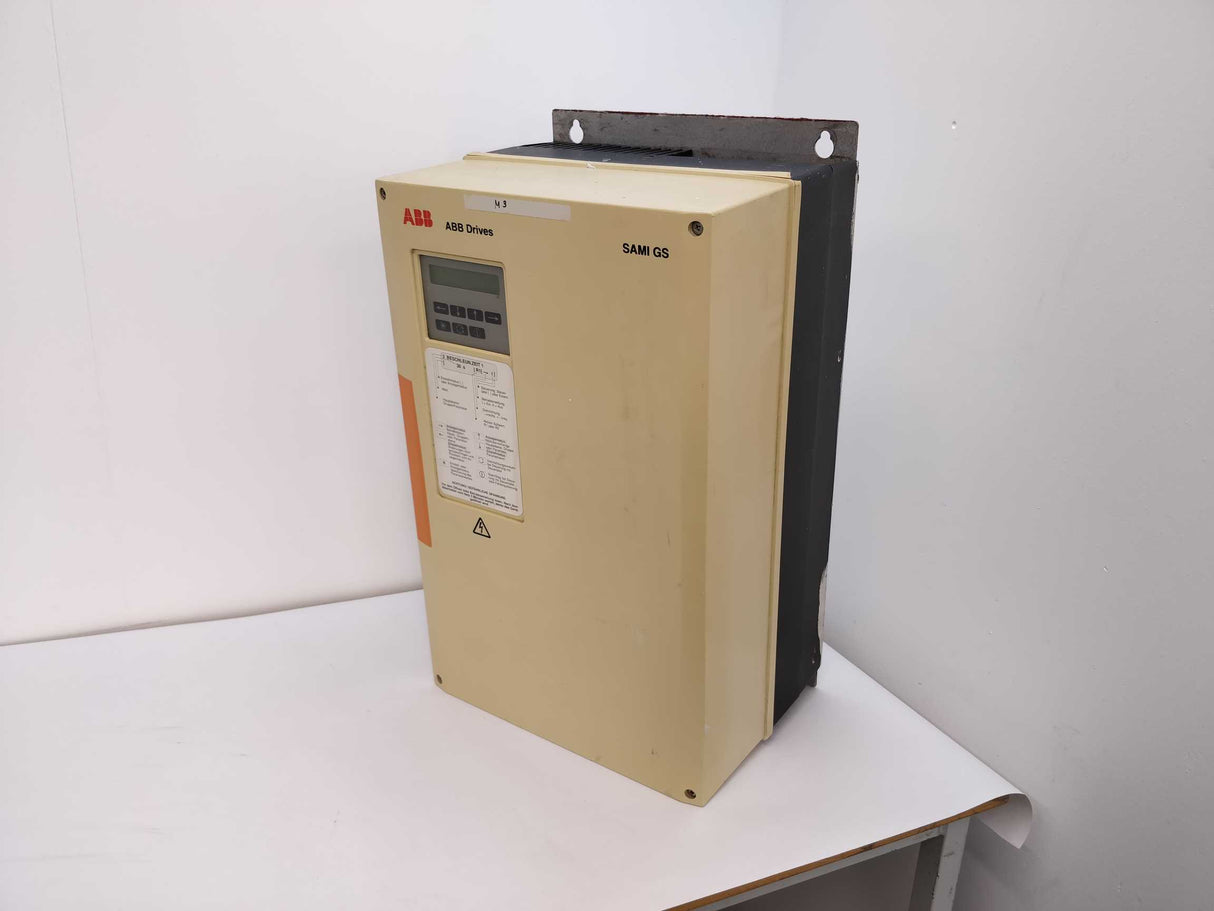 ABB ACS501-025-3-00P500000 Drive