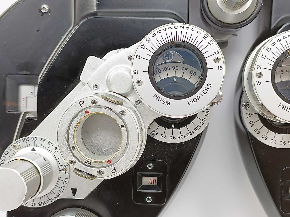 TAKAGI MT338 manual phoropter