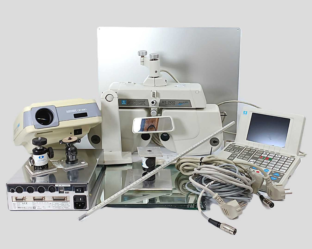 Nidek RT-2100 Ophtalmic Set Refractor, CP-690 Chart Projector