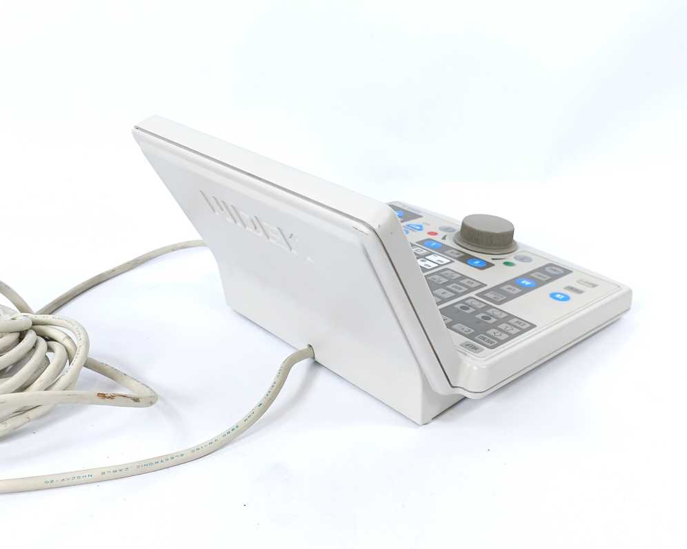 Nidek RT-2100 Ophtalmic Set Refractor, CP-690 Chart Projector