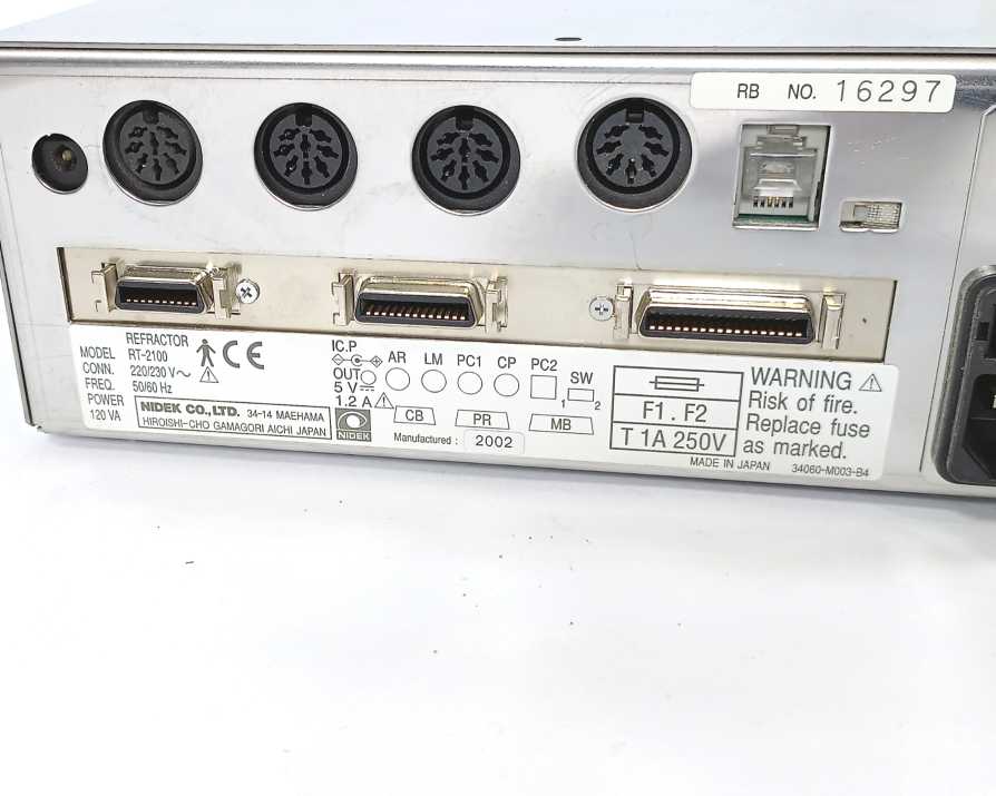 Nidek RT-2100 Ophtalmic Set Refractor, CP-690 Chart Projector