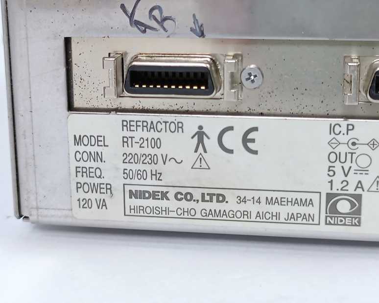 Nidek RT-2100 Ophtalmic Set Refractor
