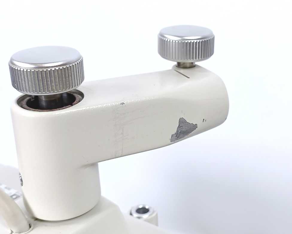 Nidek RT-2100 Ophtalmic Set Refractor