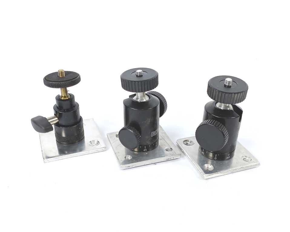 Nidek RT-2100 Ophtalmic Set Refractor w/ Nidek CP770 projector