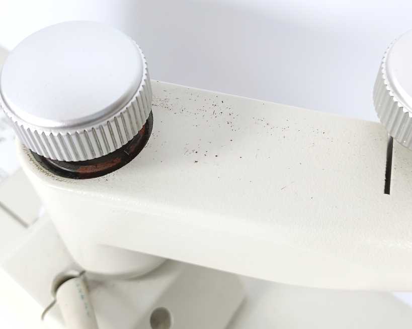 Nidek RT-2100 Ophtalmic Set Refractor w/ Nidek CP770 projector