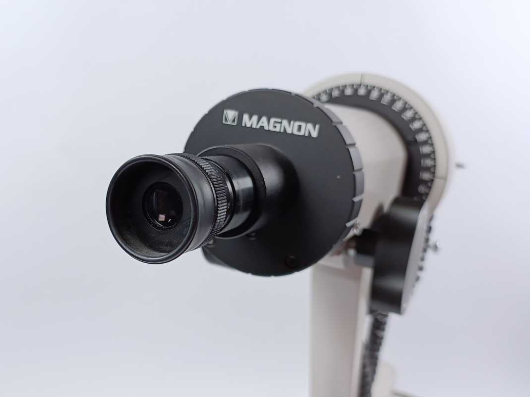 Magnon OM-450 Opthalmometer