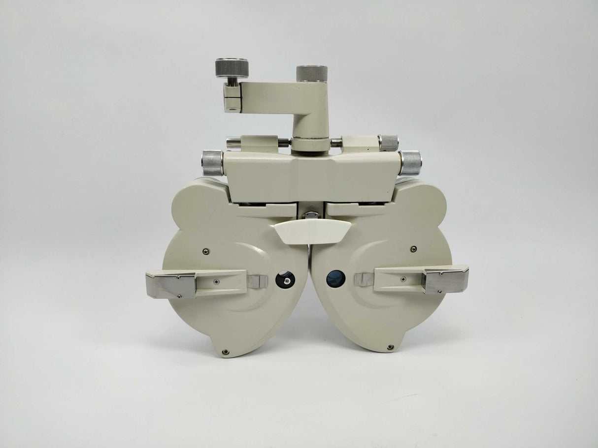 Inami L-7040 Manual Phoropter