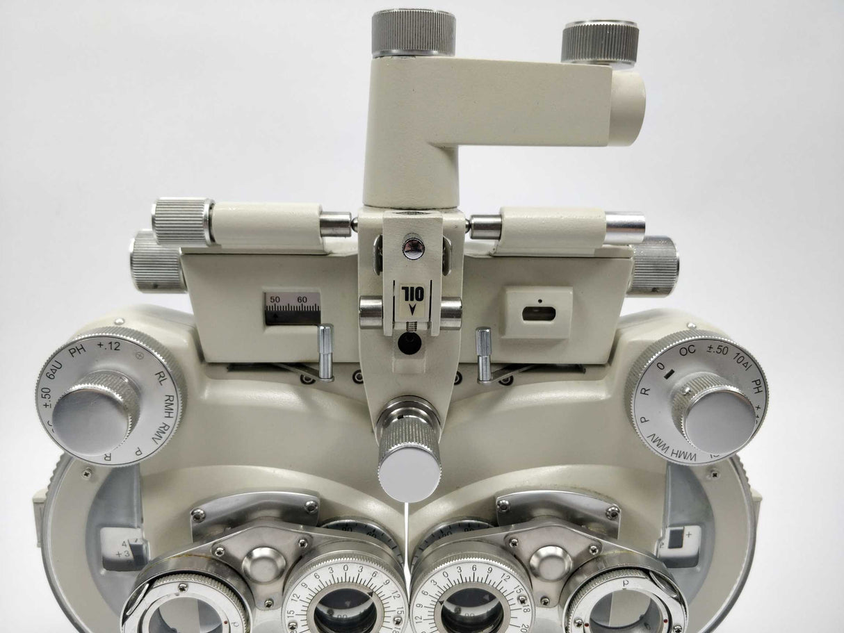 Inami L-7040 Manual Phoropter