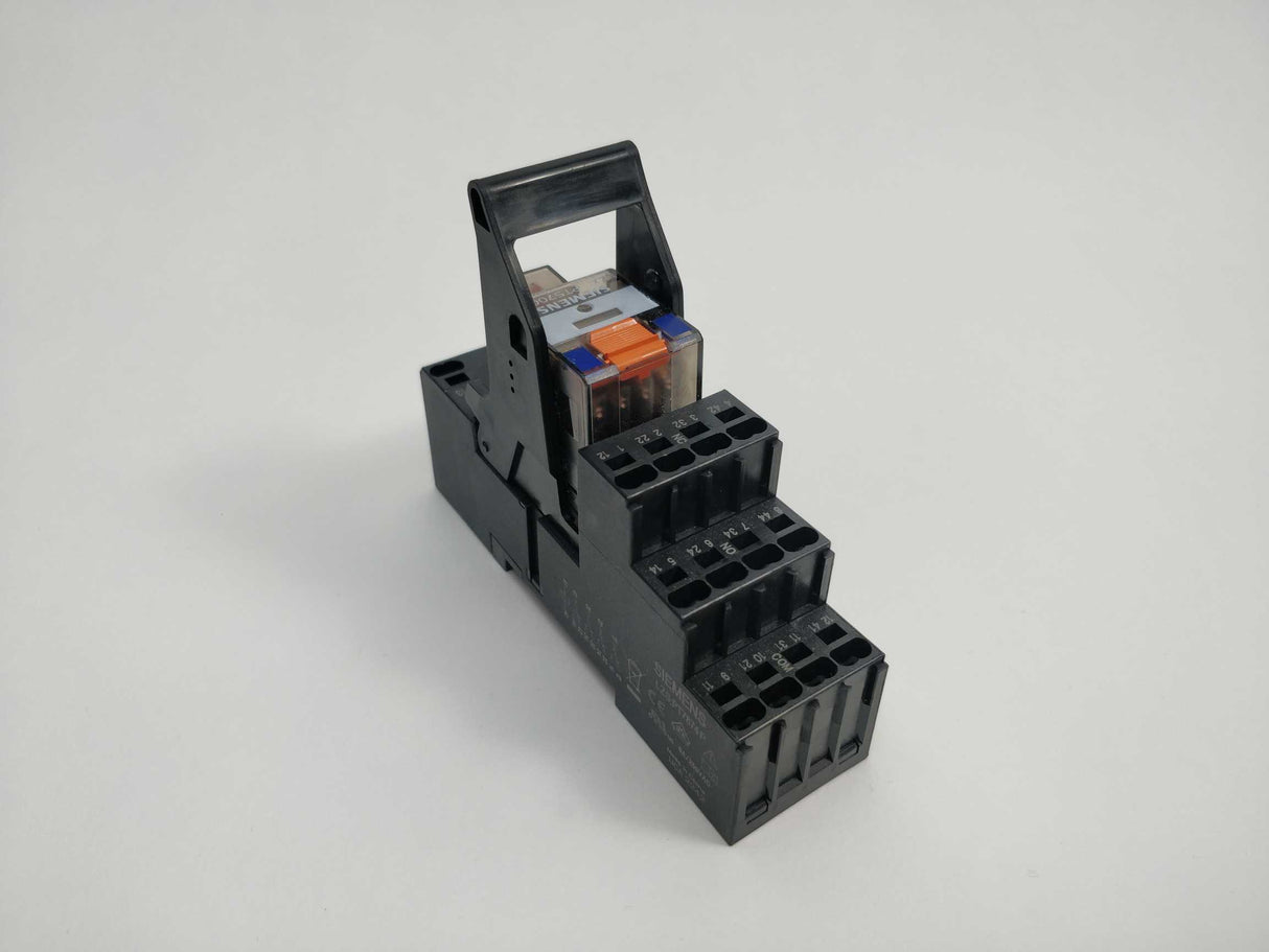 Siemens PT570024 Effect Relay + PT7874P