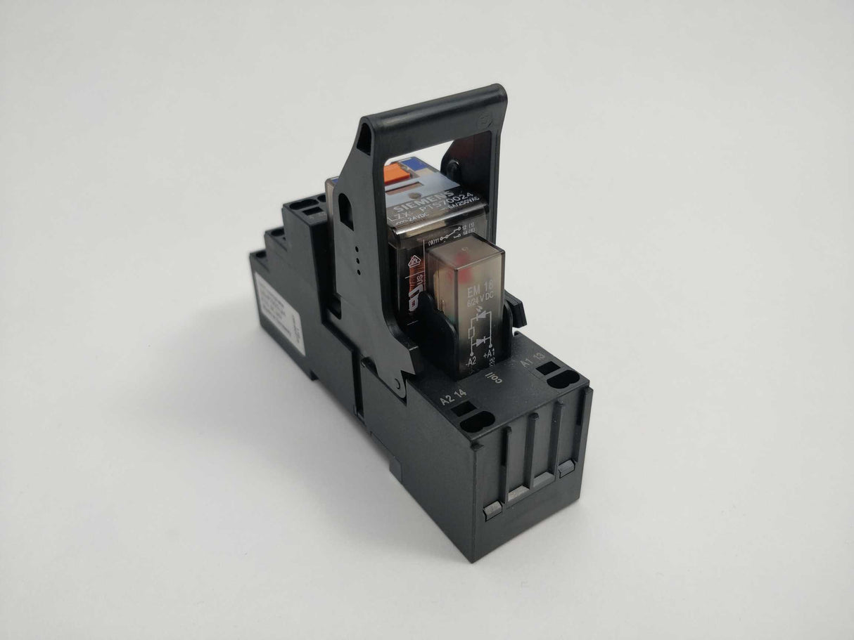 Siemens PT570024 Effect Relay + PT7874P