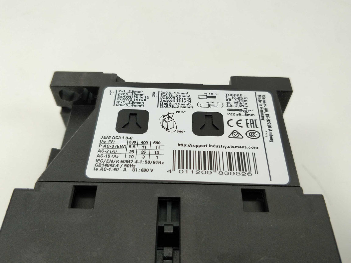 Siemens 3RT2026-1AV00 Power Contacter. 400VAC