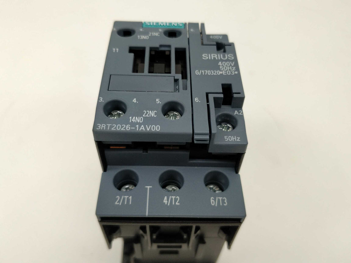 Siemens 3RT2026-1AV00 Power Contacter. 400VAC