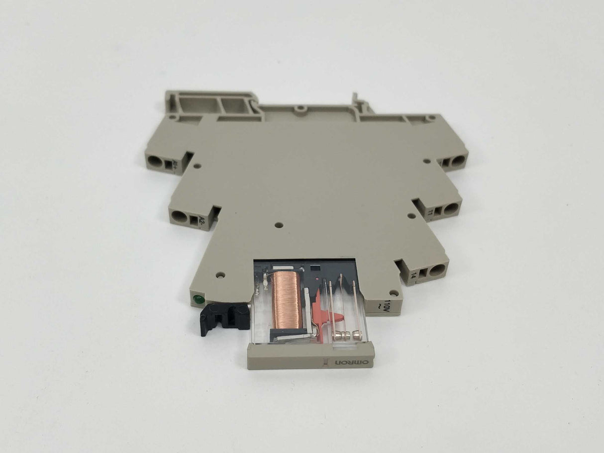 OMRON G2RV-SL500 110VAC w/ G2RV-1-S 48V DC. 5 Pcs