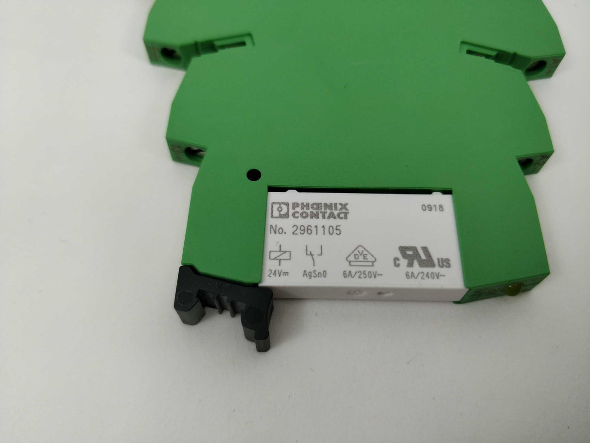 Phoenix Contact 2966058 PLC-BSC-24DC/1/ACT Relay Socket w/ 2961105 Relay