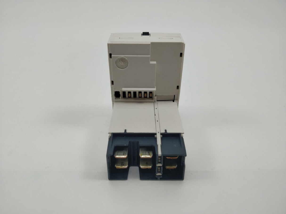 Schneider Electric LUCB32FU Advanced control unit
