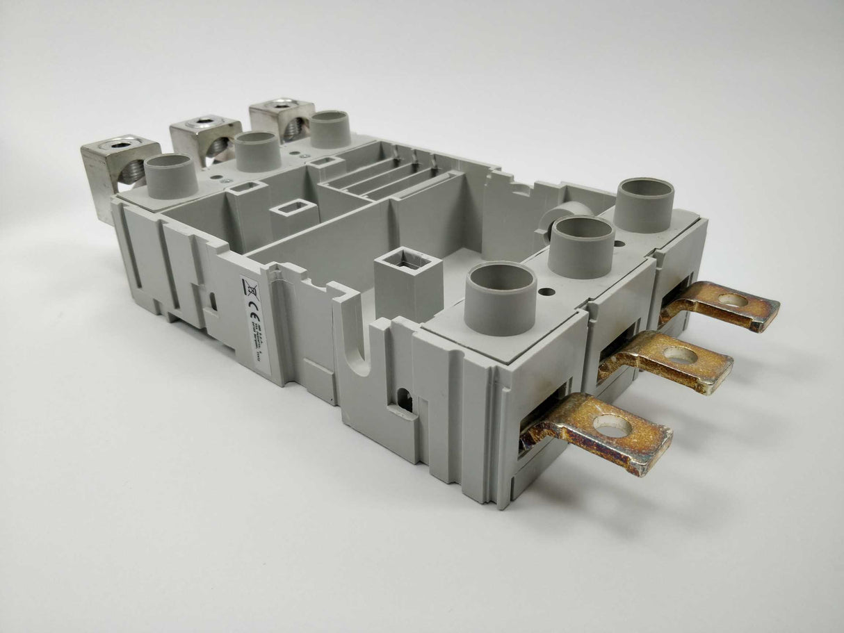 ABB 1SDA054749R1 FIXED PART PLUG-IN FOR C.BREAKER