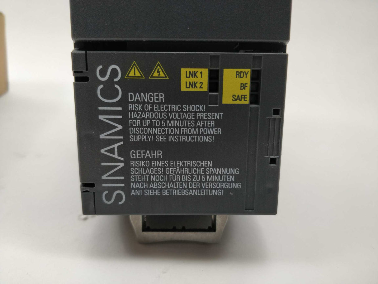 Siemens 6SL3210-1KE11-8UF2 Sinamics G120C PN 0,55kW Frequency Converter