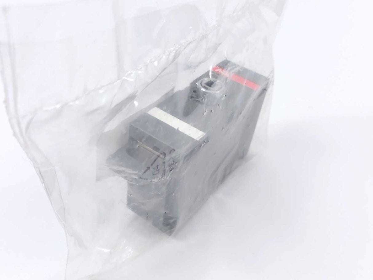 ABB 1SCA106527R1001 F939739, with screws