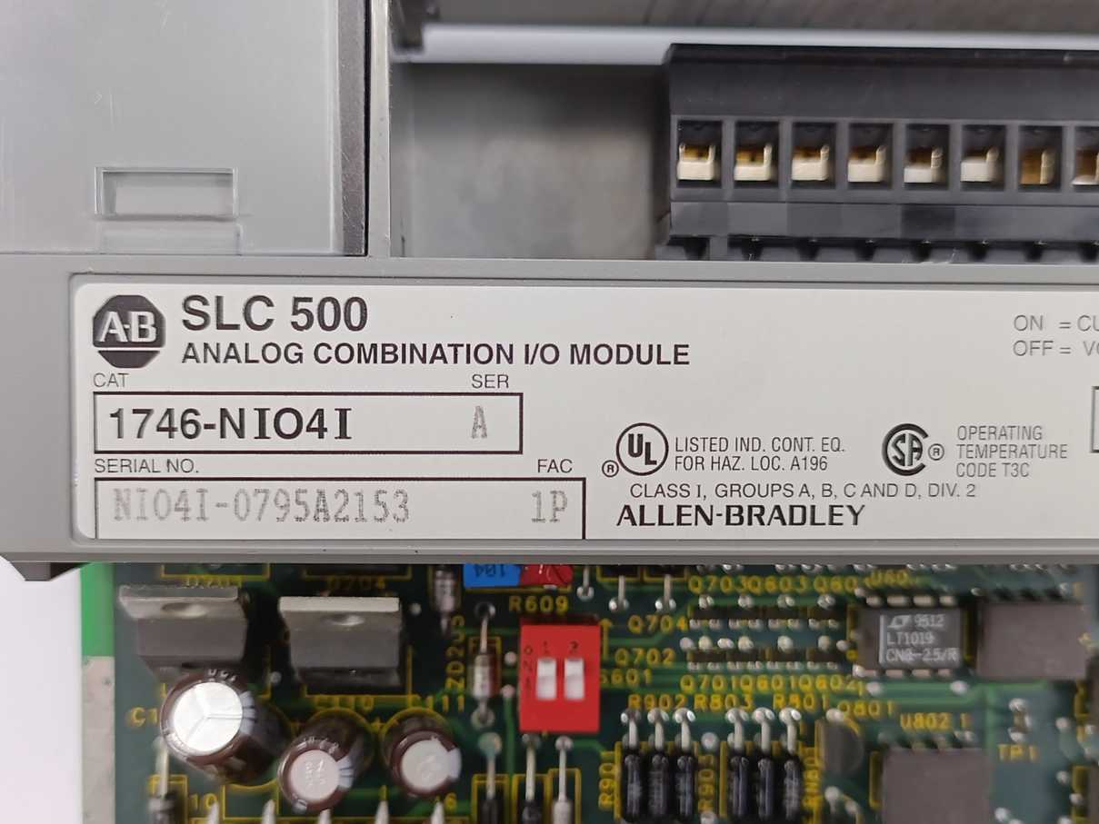 AB 1746-NIO4I Ser. A Analog Combination Module