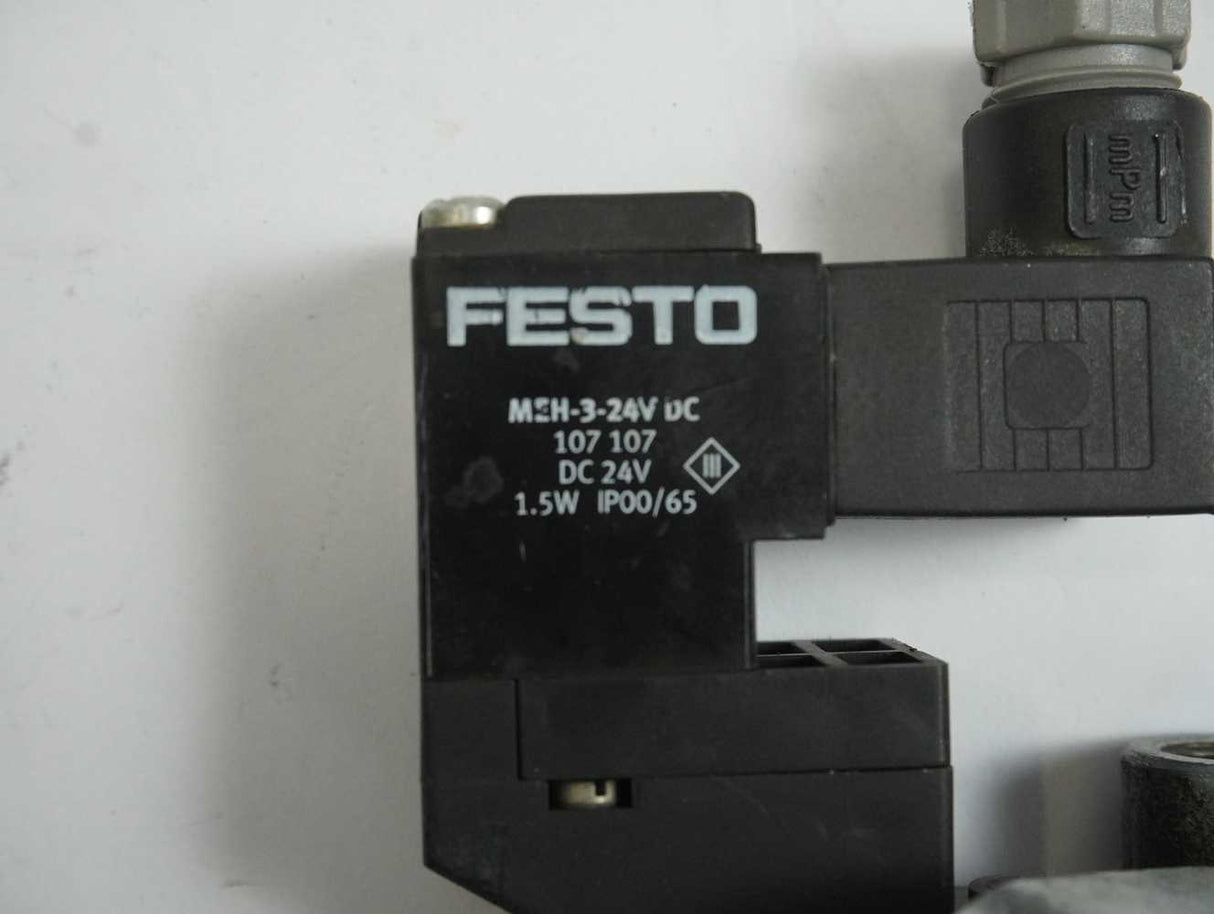 Festo 188594 DSEU-40-40-P-A Pneumatic Cylinder