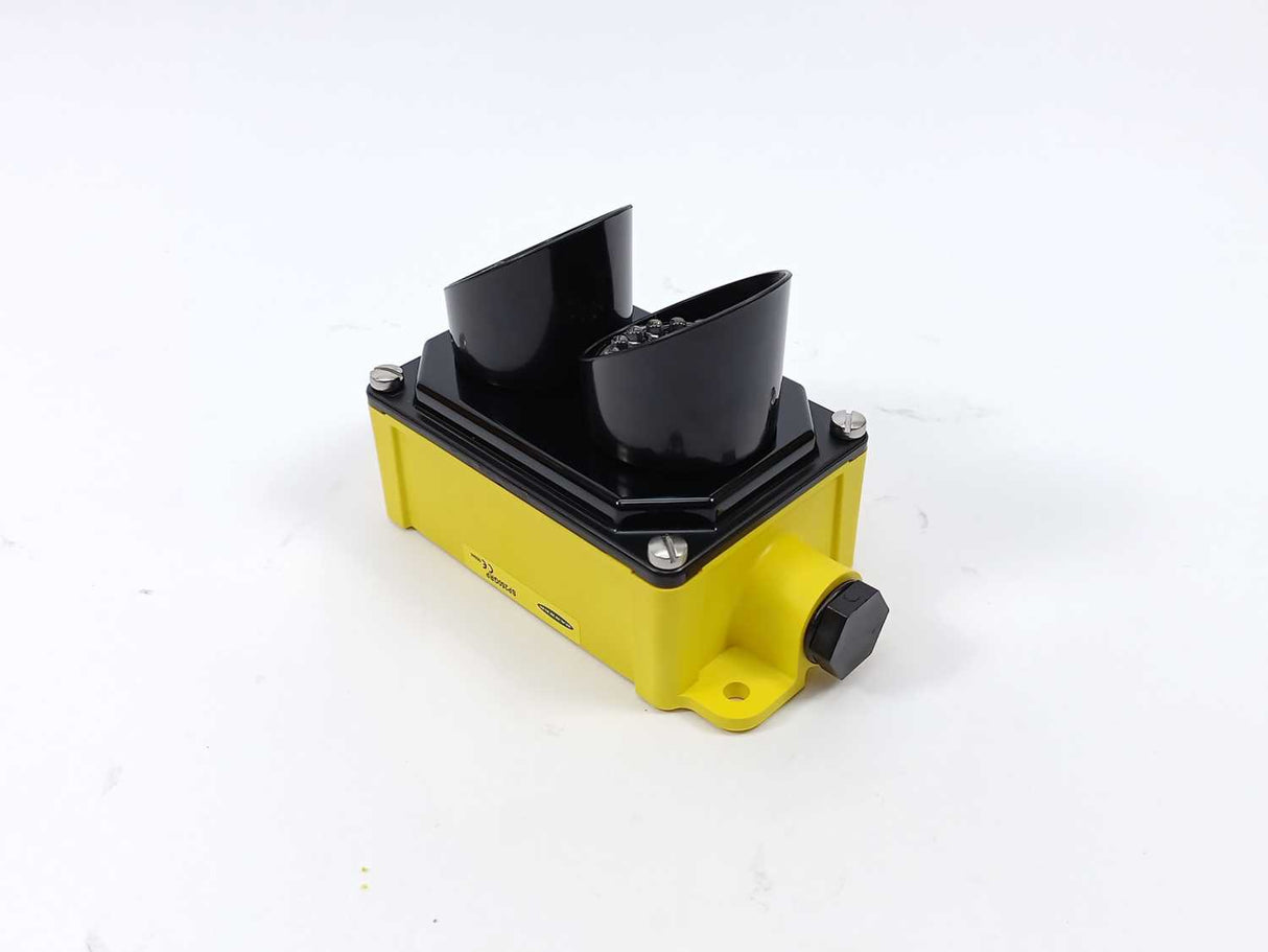 BANNER 11693 SP250GRP EZ-LIGHT SP Series Signal Light