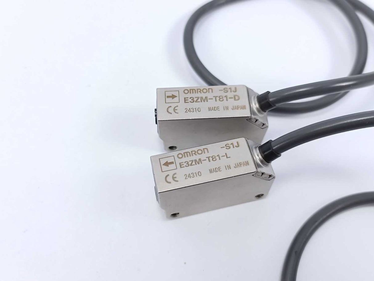 OMRON E3ZM-T81-S1J 0.3M Set with E3ZM-T81-D and E3ZM-T81-L