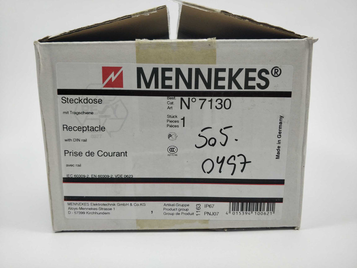 Mennekes 7130 Wall mounted socket 16A
