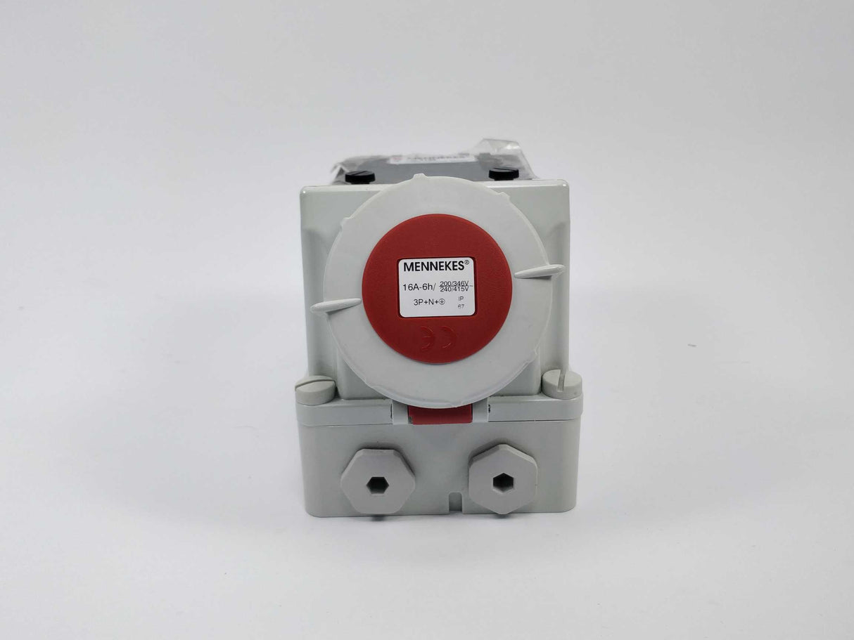 Mennekes 7130 Wall mounted socket 16A