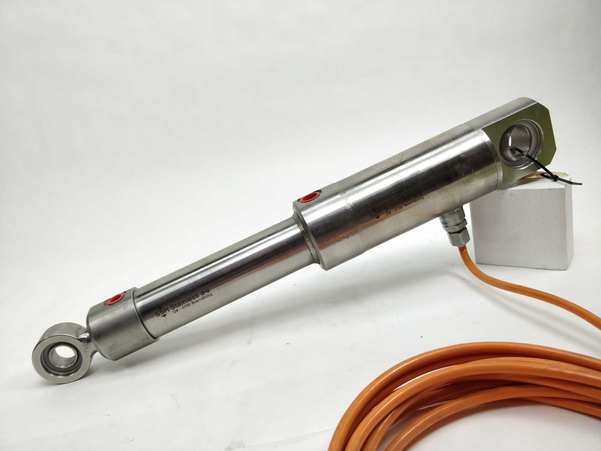 SSH STAINLESS A/S SR20S LL 40/25X100 K DS hydraulic cylinder