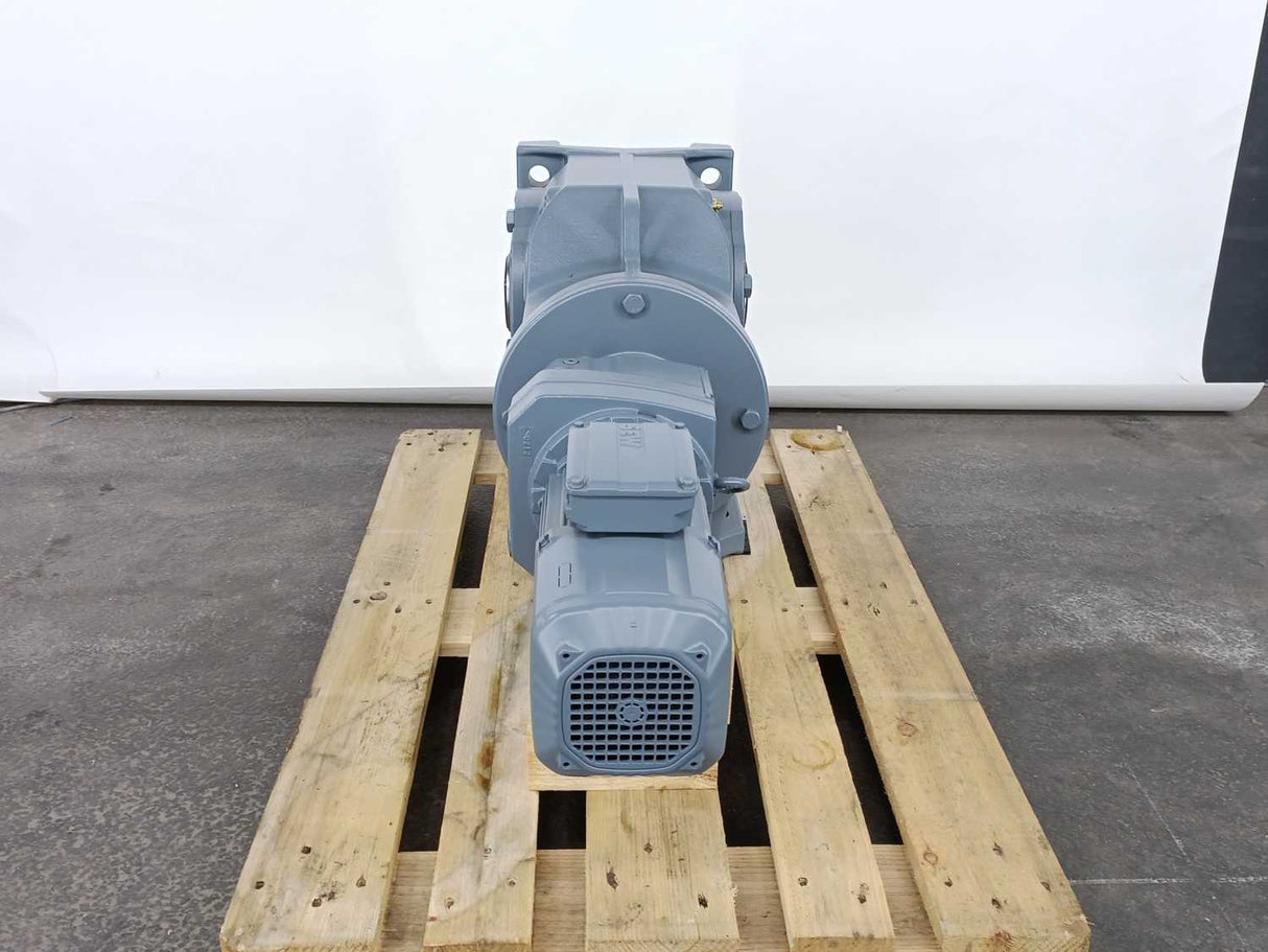 SEW-EURODRIVE  KA107BR77DRN90L4/BE2 1,5kW Gearmotor. i=904