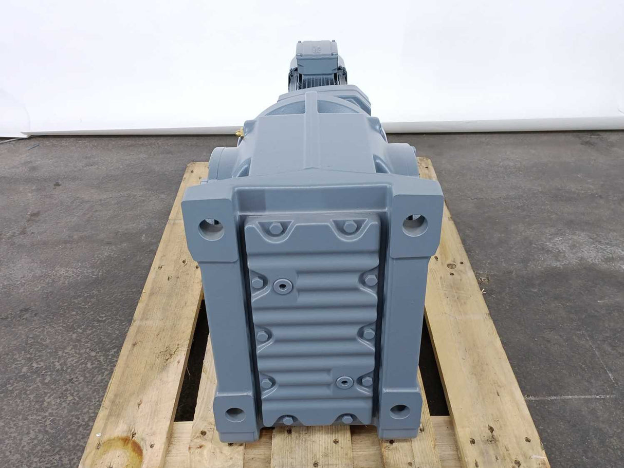 SEW-EURODRIVE  KA107BR77DRN90L4/BE2 1,5kW Gearmotor. i=904