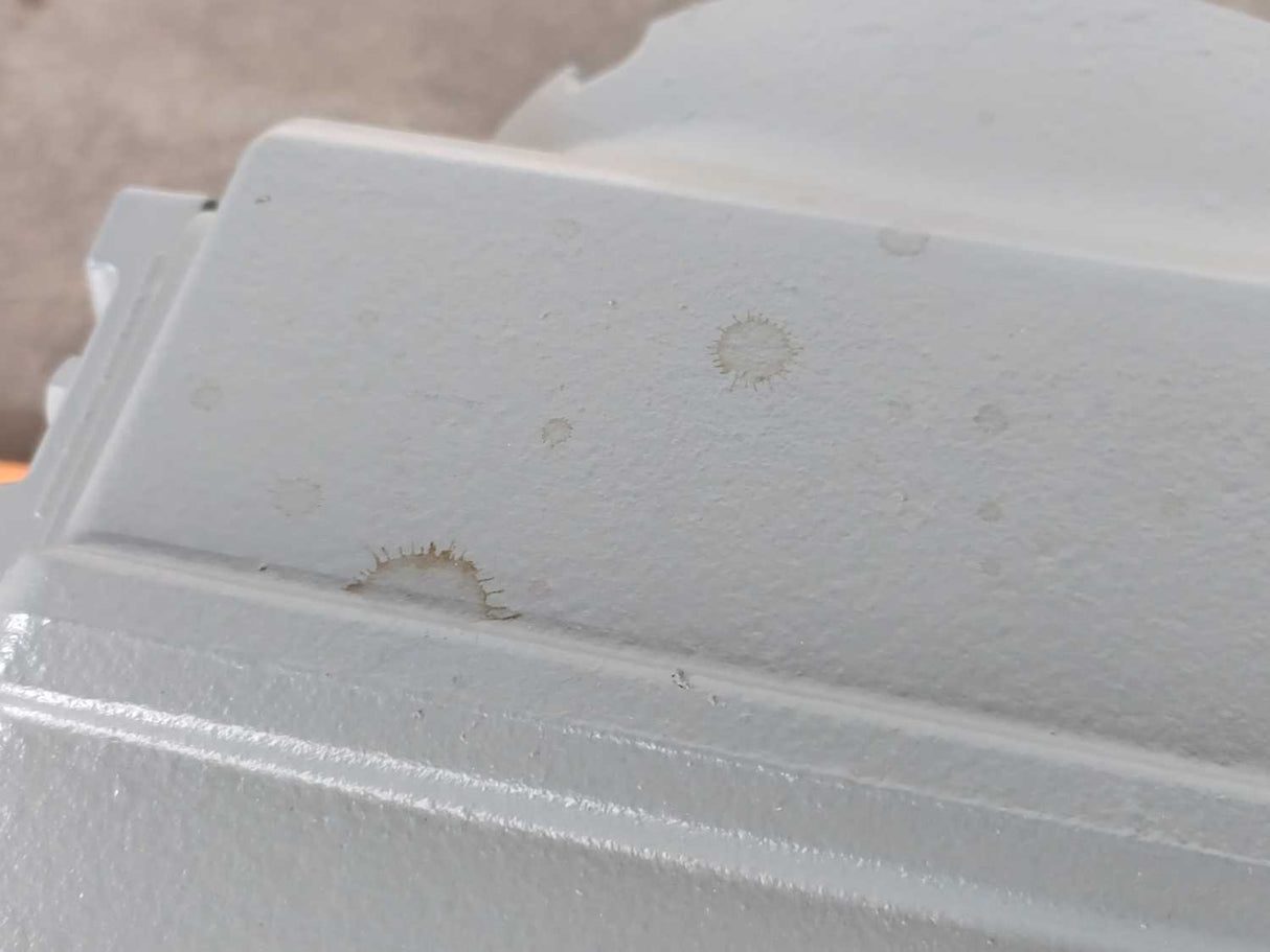 SEW-EURODRIVE  KA97DRN100L4/BE5 3kW Gearmotor. i=176,05