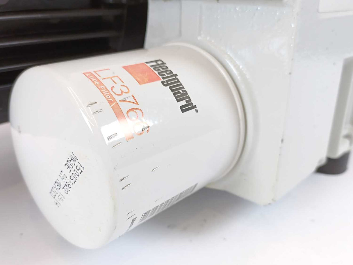 Pfeiffer Vacuum PK D02 212 A Hena 25 Rotary Vane Pump