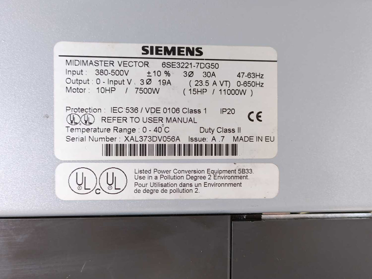 Siemens 6SE3221-7DG50 Midimaster Vector MDV750/3 w/ Integral Class A Filter
