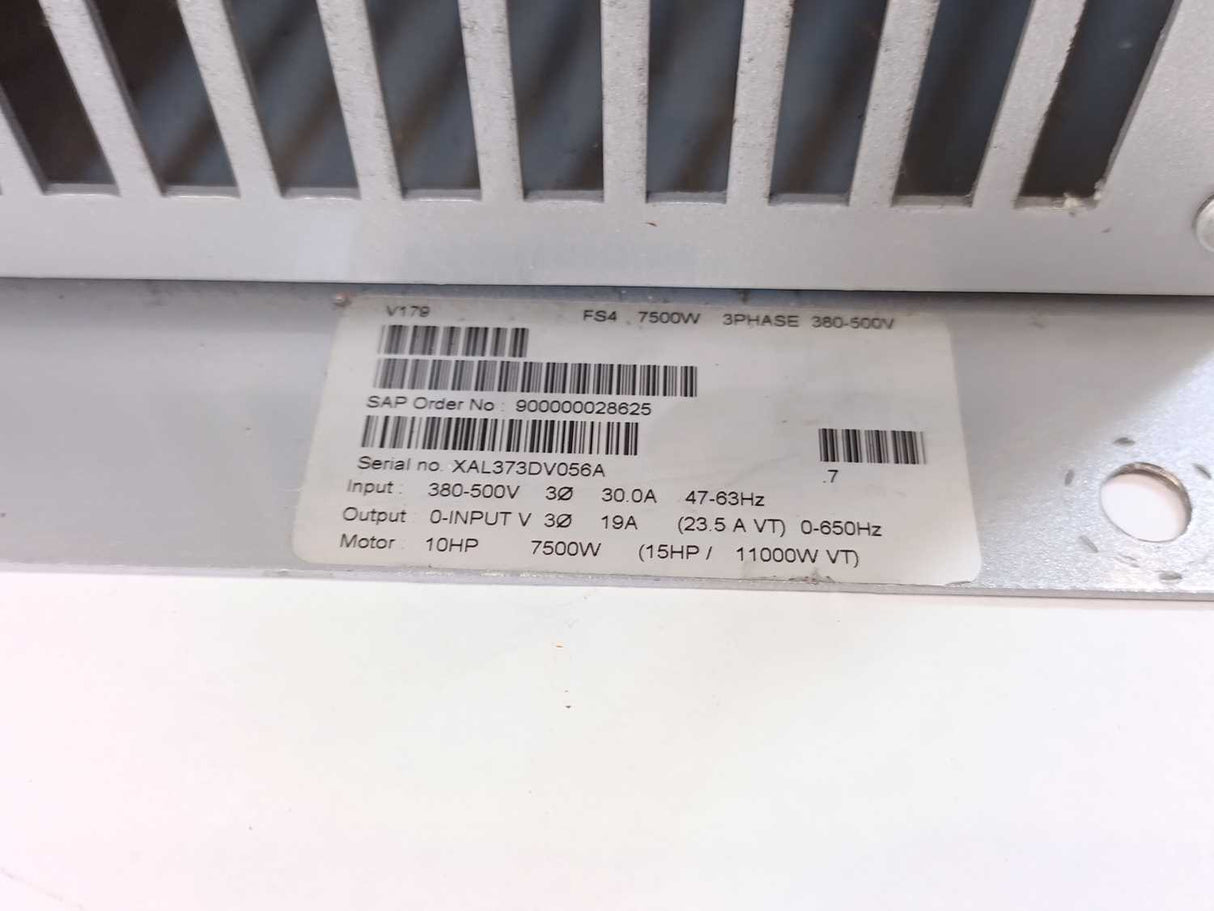 Siemens 6SE3221-7DG50 Midimaster Vector MDV750/3 w/ Integral Class A Filter