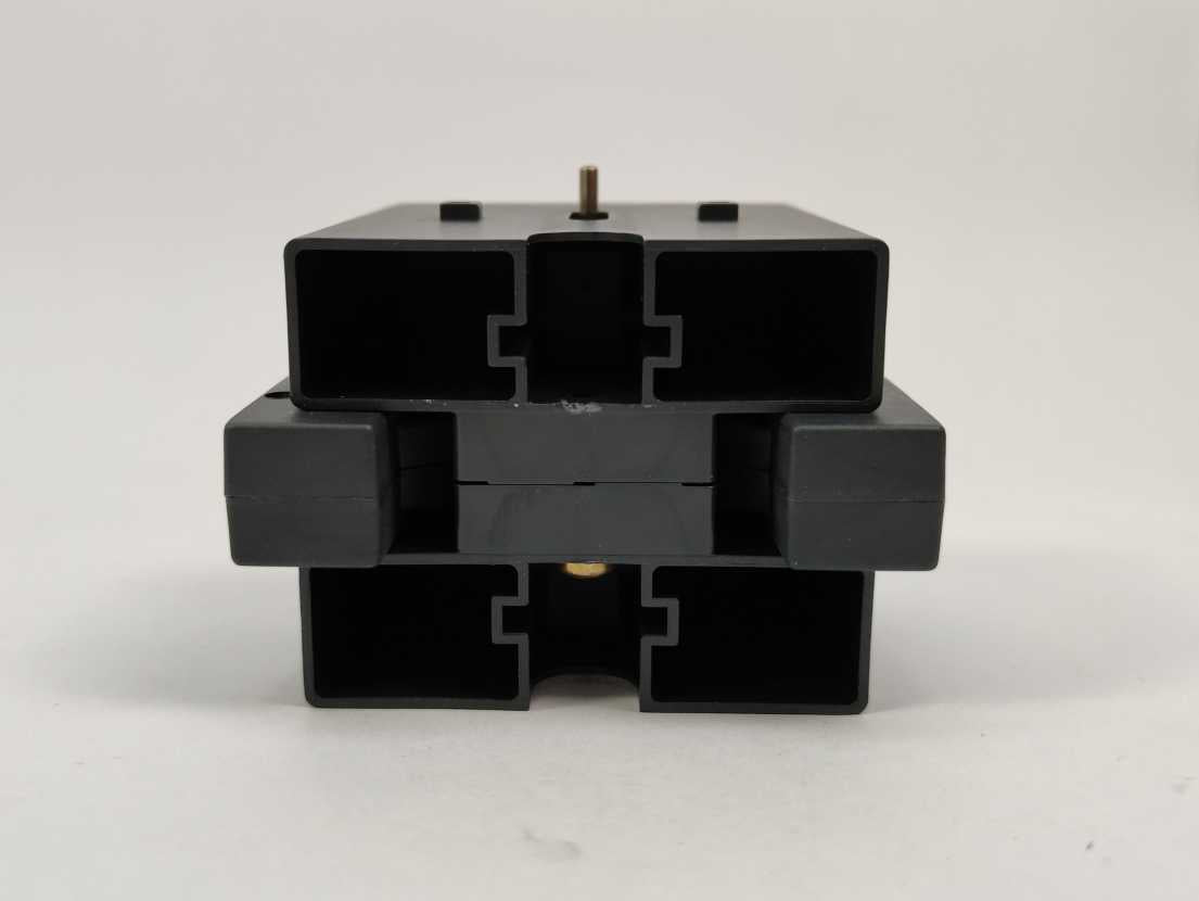 Schneider / Telemecanique LA9D11502 TeSys Deca mechanical interlock