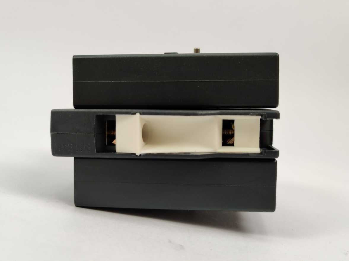 Schneider / Telemecanique LA9D11502 TeSys Deca mechanical interlock