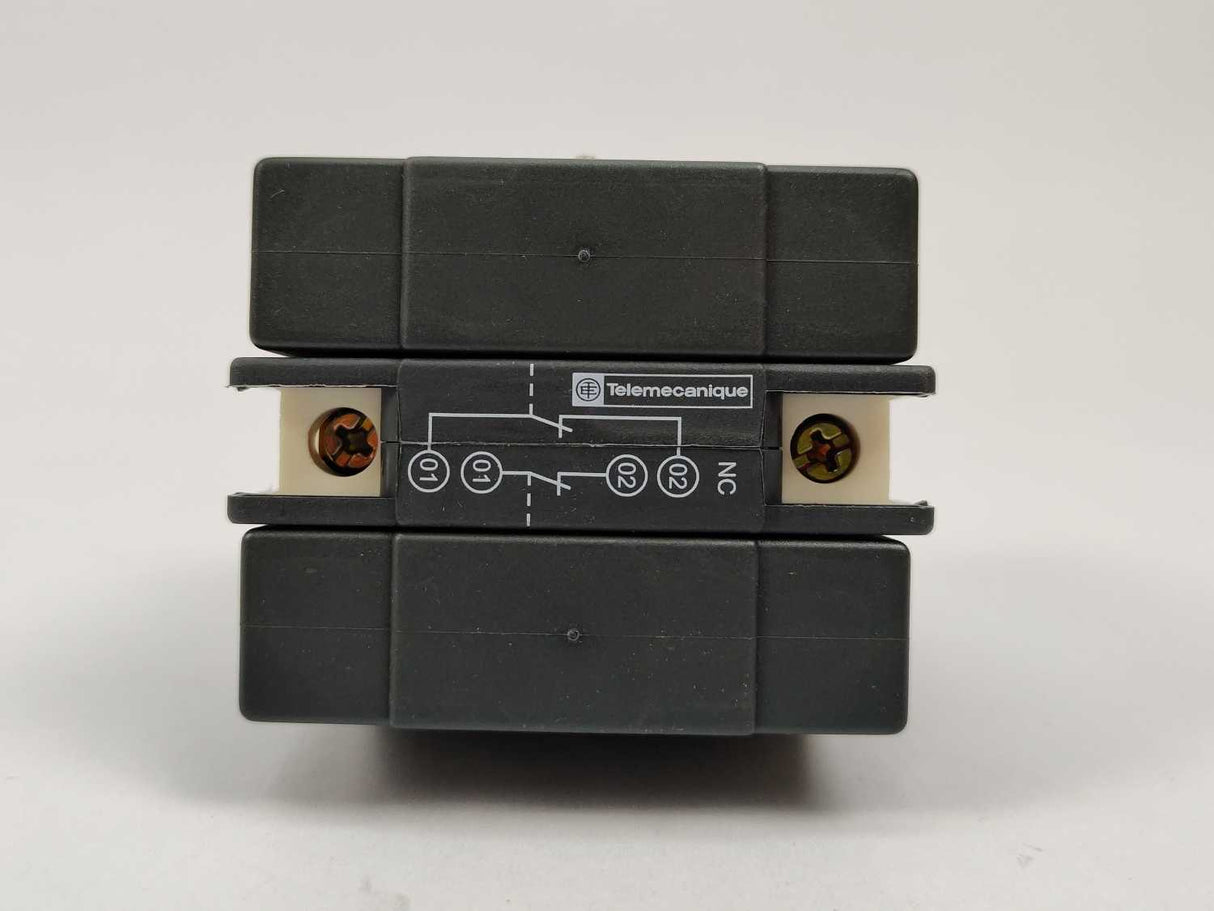 Schneider / Telemecanique LA9D11502 TeSys Deca mechanical interlock