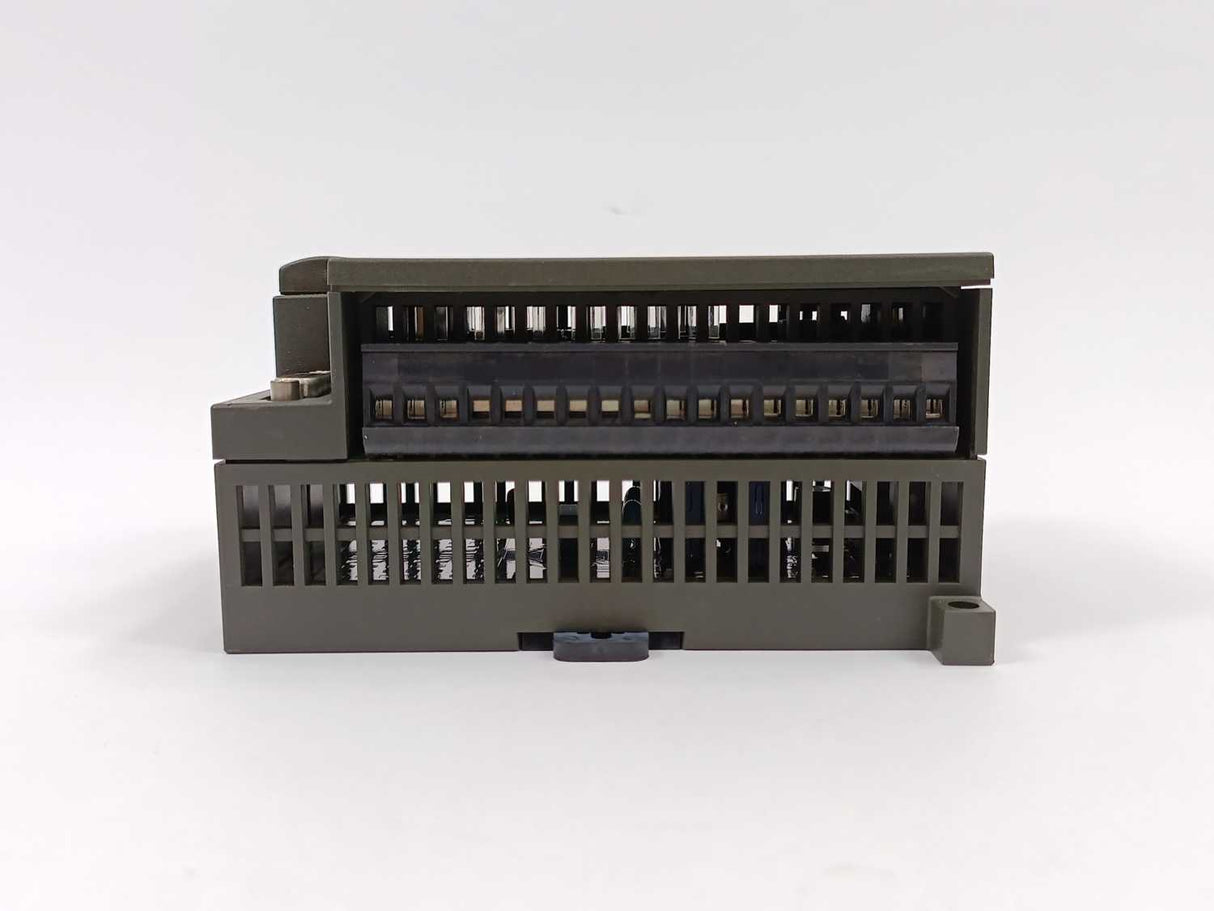 Siemens 6ES7214-1AD22-0XB0 SIMATIC S7-200, CPU 224