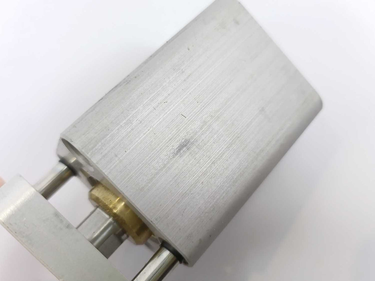 Bosch 0822010122 Pneumatic Cylinder