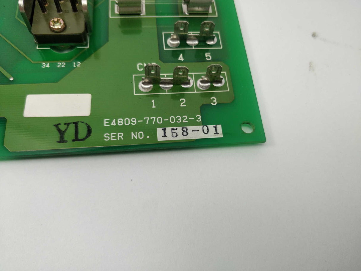 OKUMA E4809-770-032-3 Relay board