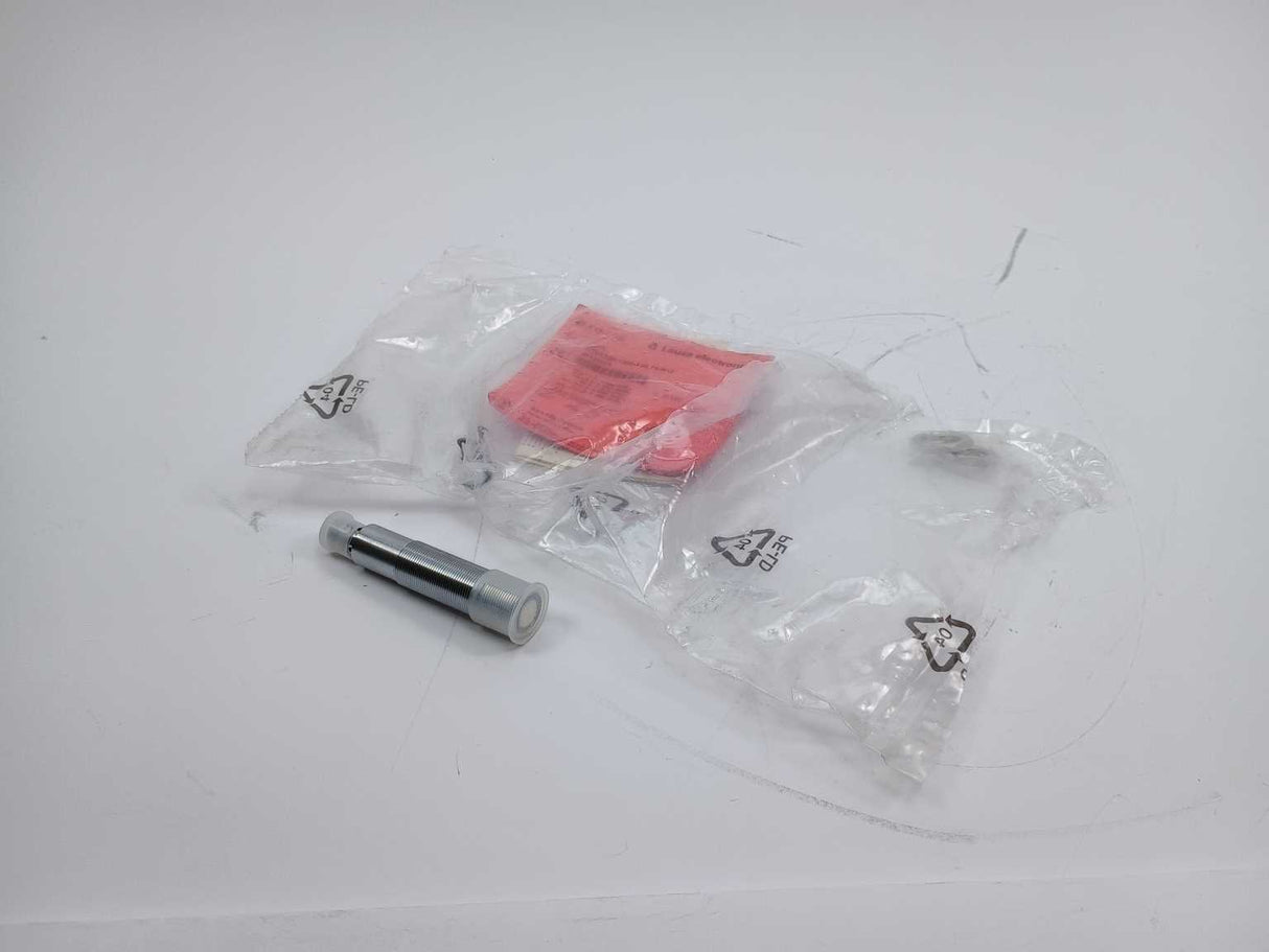 Leuze 50124271 Ultrasonic Sensor HTU418B-1300.X3/LT4-M12