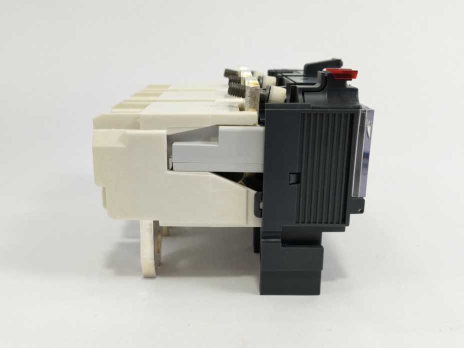 Schneider Electric C6332M500 MicroLogic 2.3 M Trip Unit
