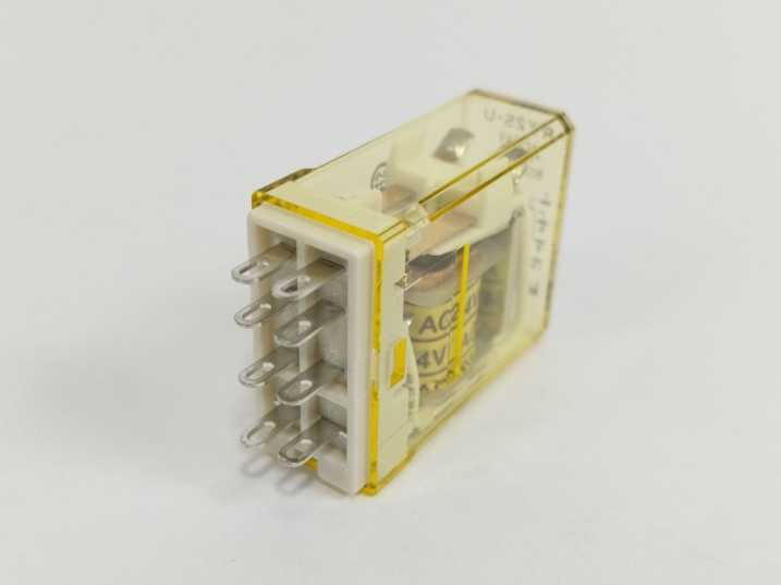 Idec RY2S-U Miniature Relay Batch 7 pcs.
